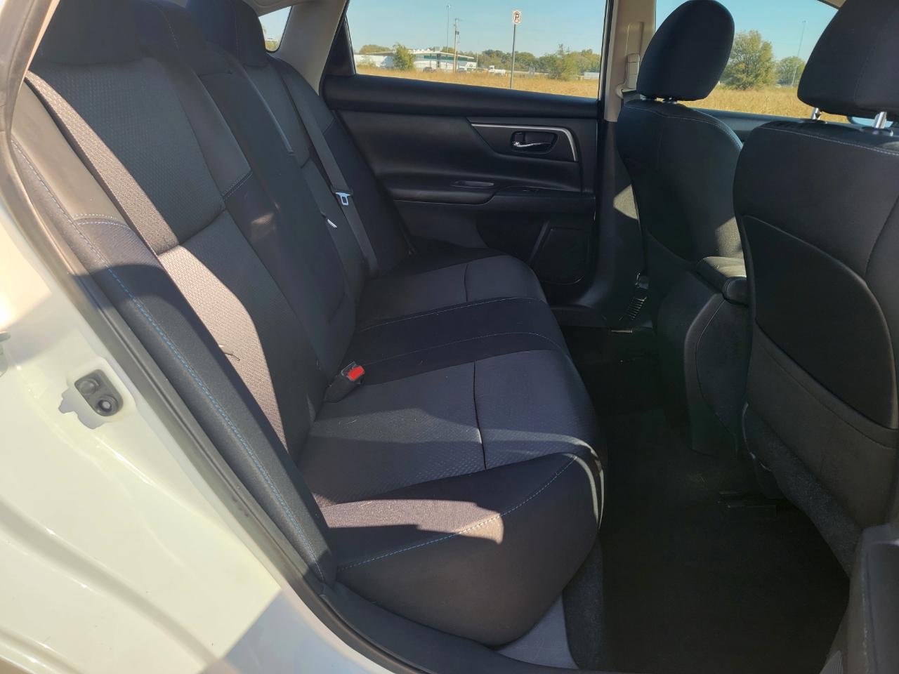Nissan Altima 4dr Sdn I4 2.5 SR 2016