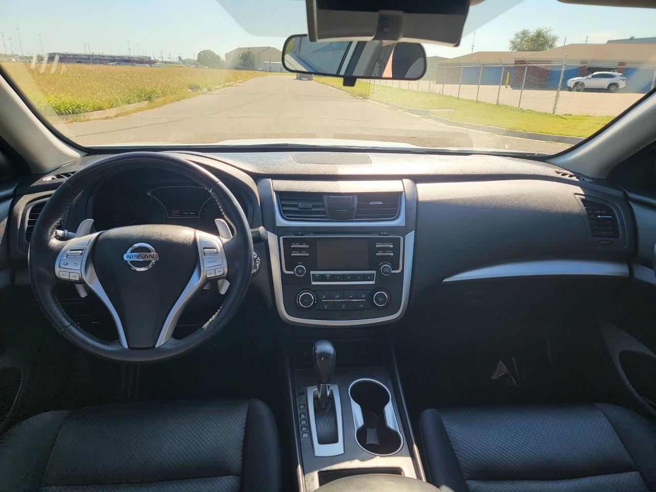 Nissan Altima 4dr Sdn I4 2.5 SR 2016