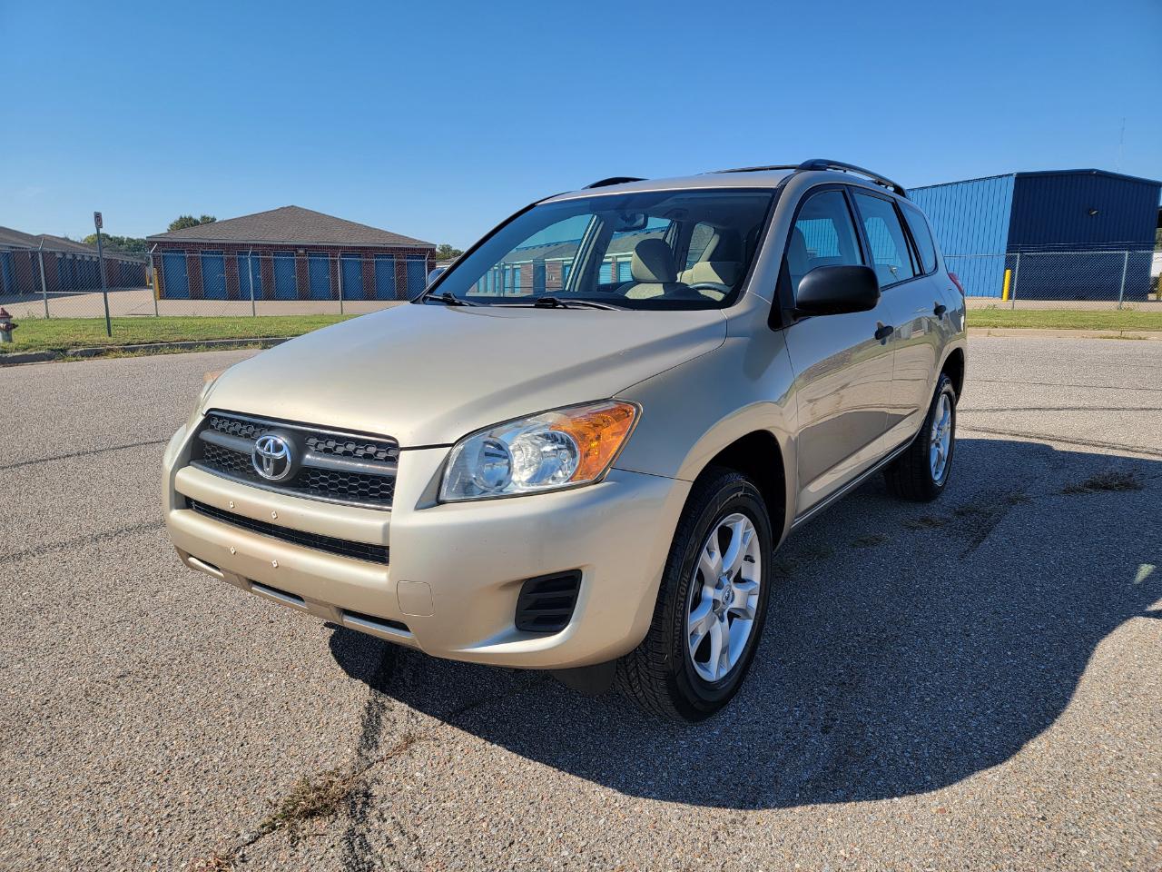 Toyota RAV4 FWD 4dr 4-cyl 4-Spd AT (Natl) 2009