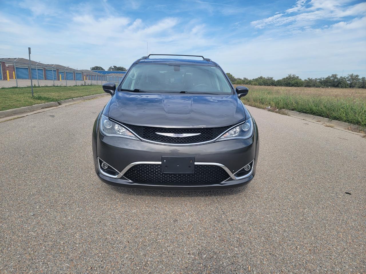 Chrysler Pacifica Touring L FWD 2018