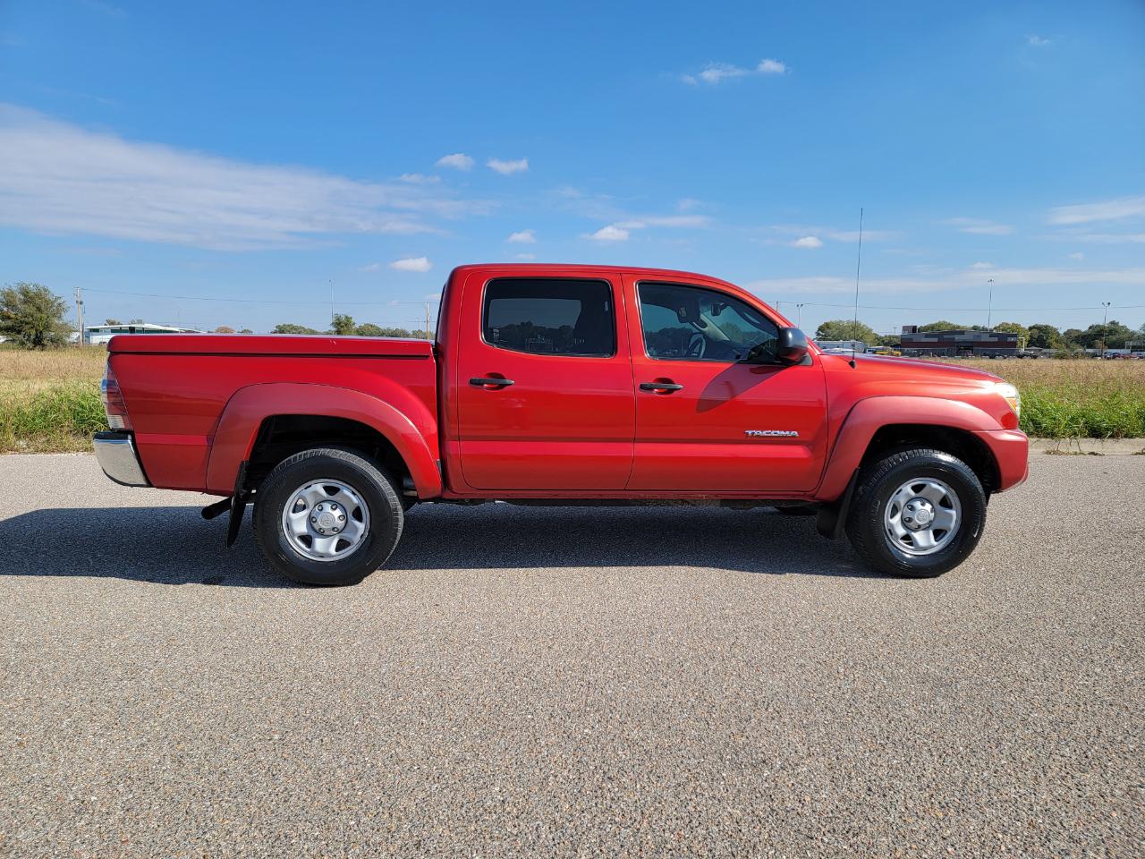 Toyota Tacoma 2WD Double Cab V6 AT PreRunner (Natl) 2013