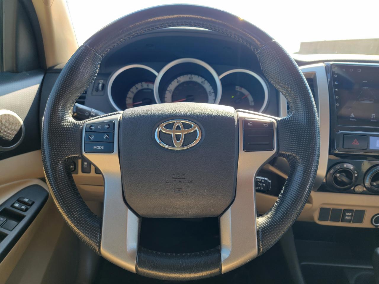 Toyota Tacoma 2WD Double Cab V6 AT PreRunner (Natl) 2013