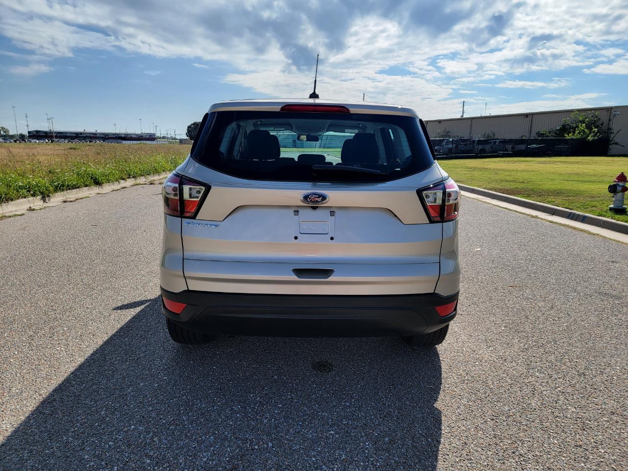 Ford Escape S FWD 2018