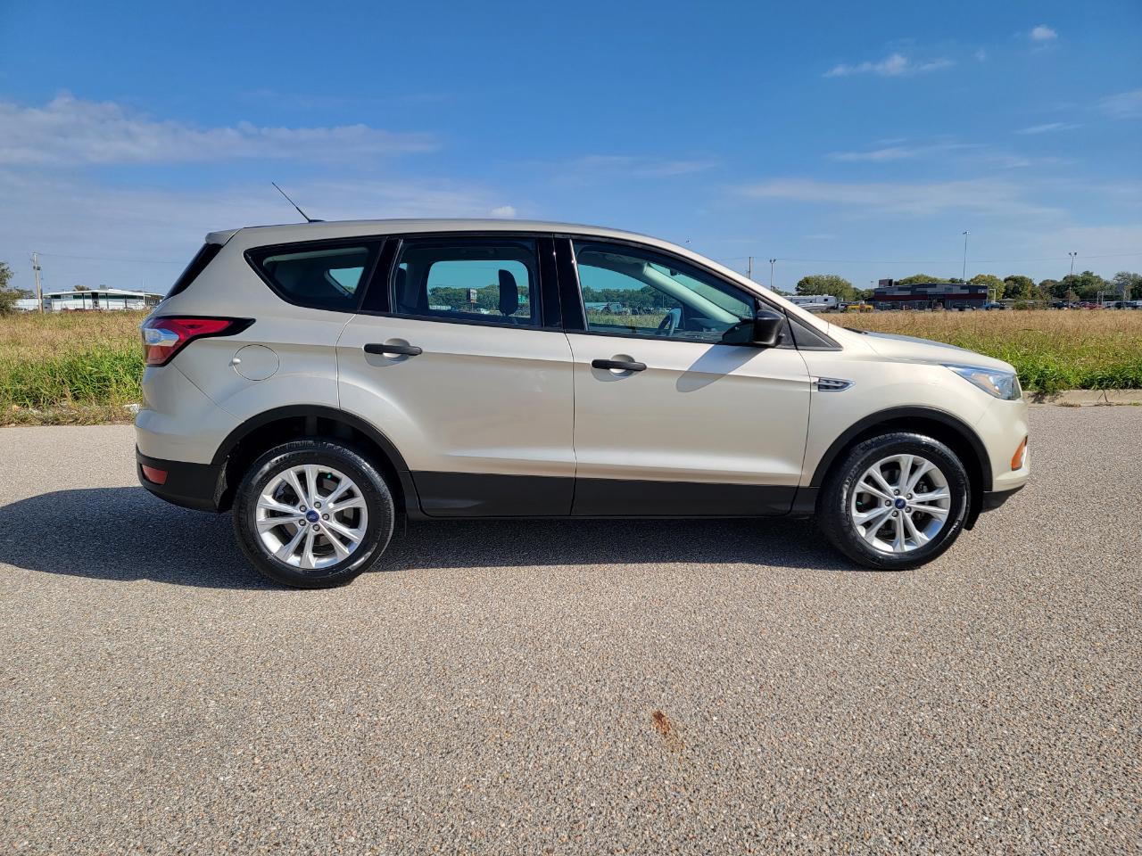 Ford Escape S FWD 2018