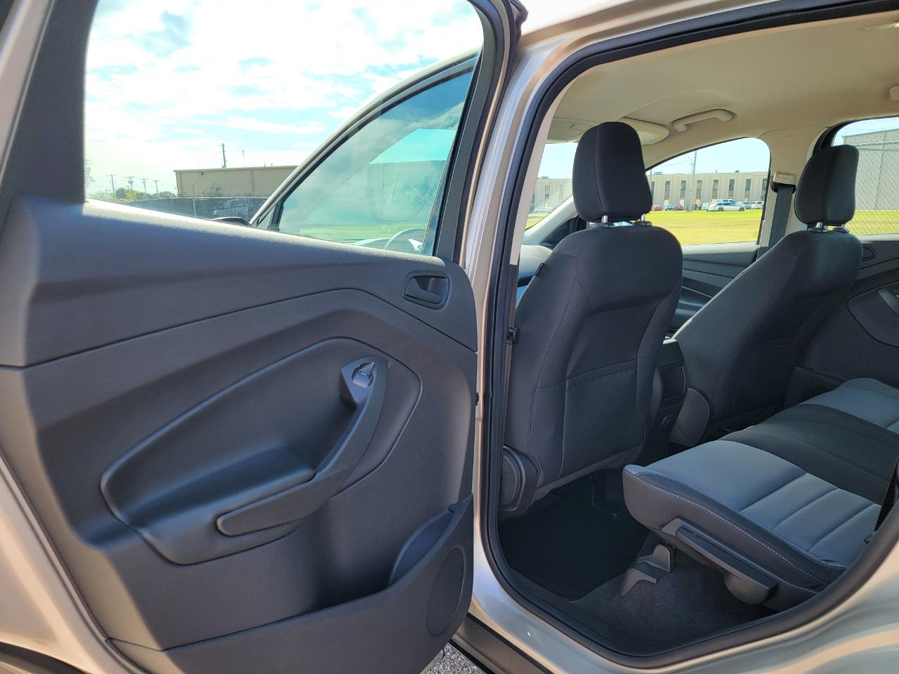 Ford Escape S FWD 2018