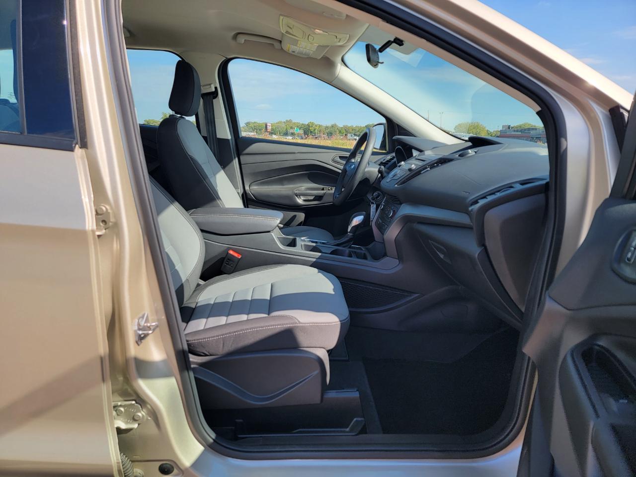 Ford Escape S FWD 2018