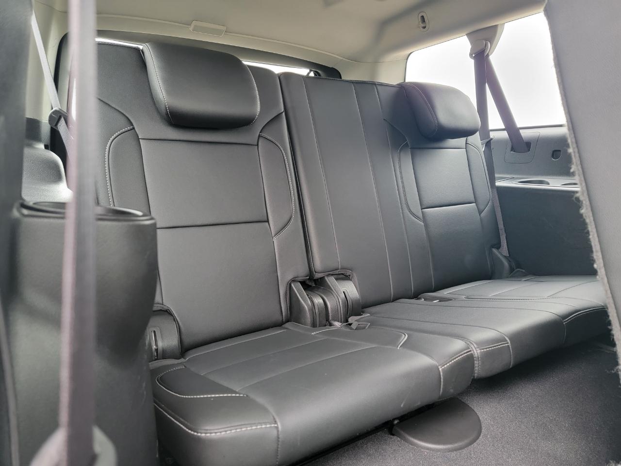 Chevrolet Suburban 4WD 4dr 1500 LT 2019