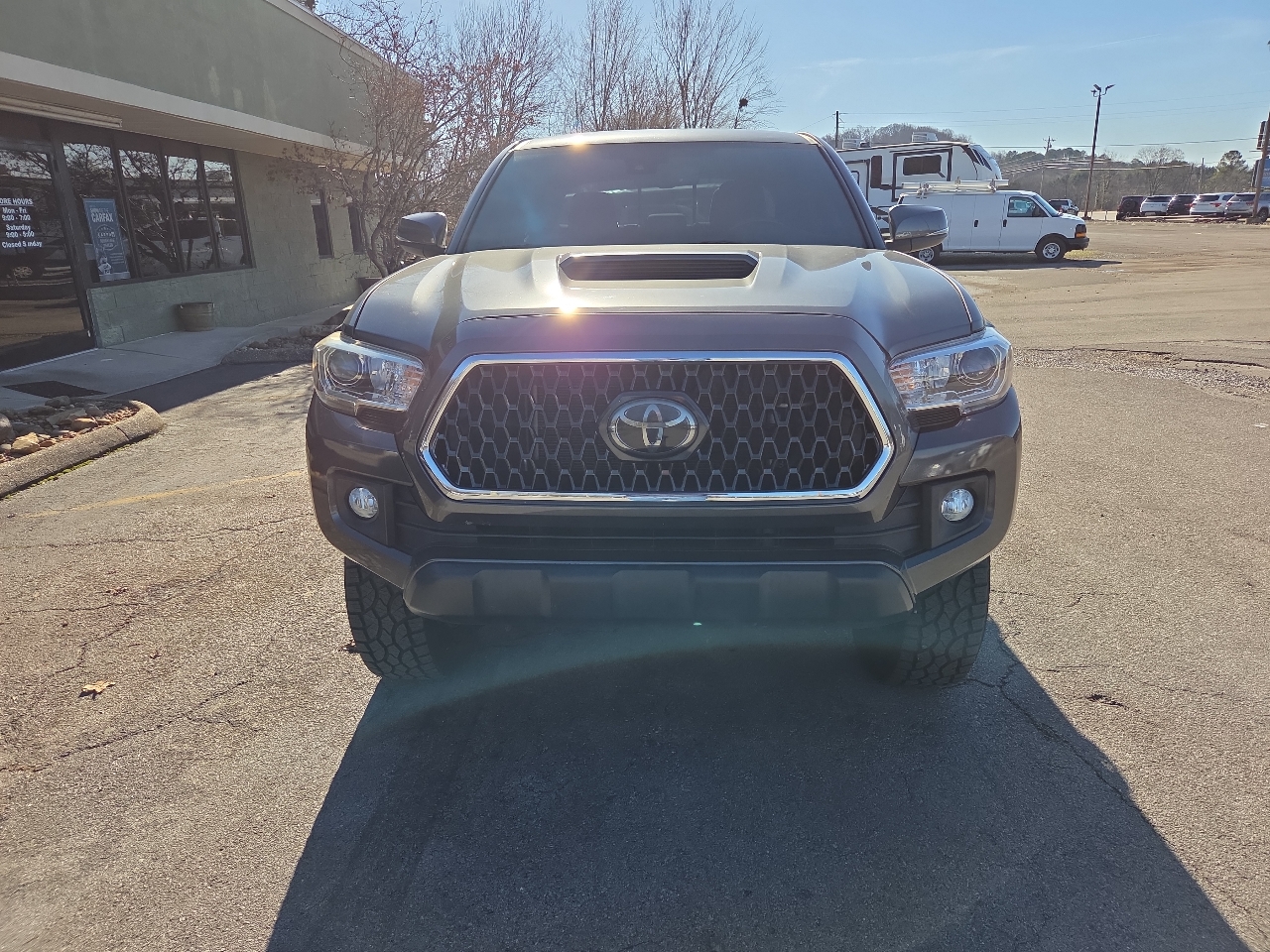 Toyota Tacoma TRD Off Road Double Cab 5' Bed V6 4x4 MT (Natl) 2018
