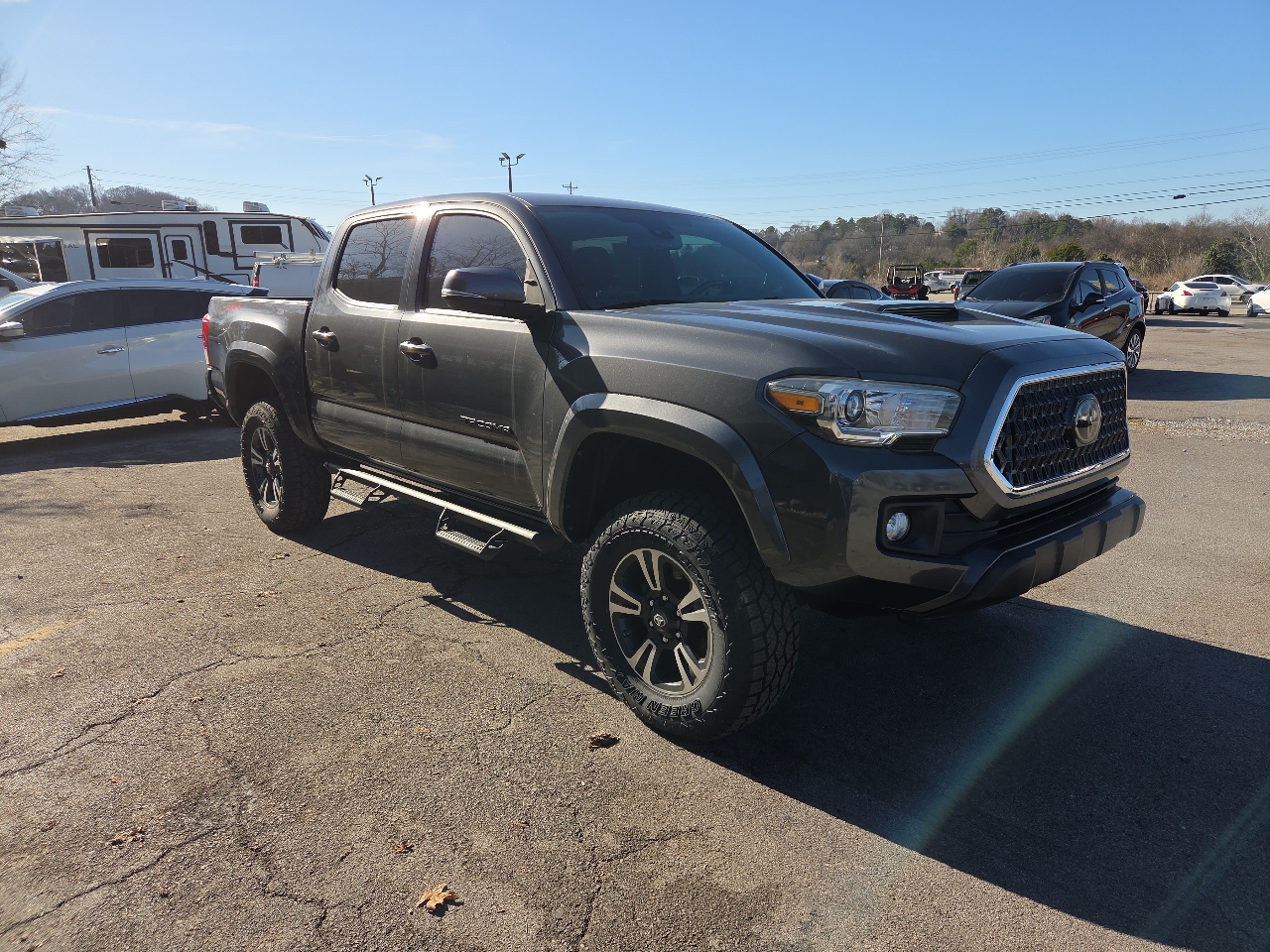 Toyota Tacoma TRD Off Road Double Cab 5' Bed V6 4x4 MT (Natl) 2018
