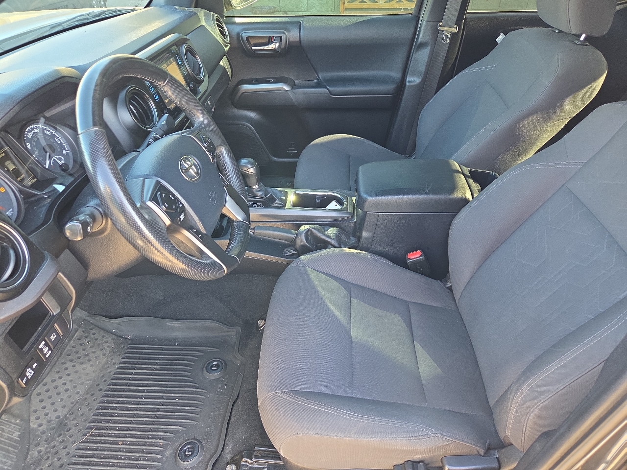 Toyota Tacoma TRD Off Road Double Cab 5' Bed V6 4x4 MT (Natl) 2018