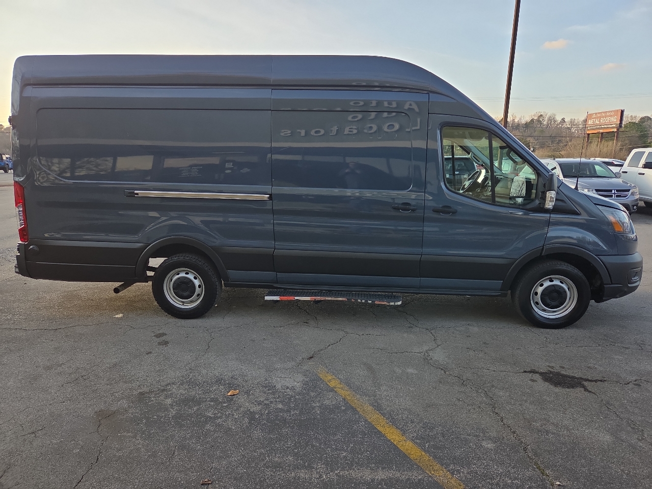 Ford Transit Cargo Van T-250 148" EL Hi Rf 9070 GVWR RWD 2021