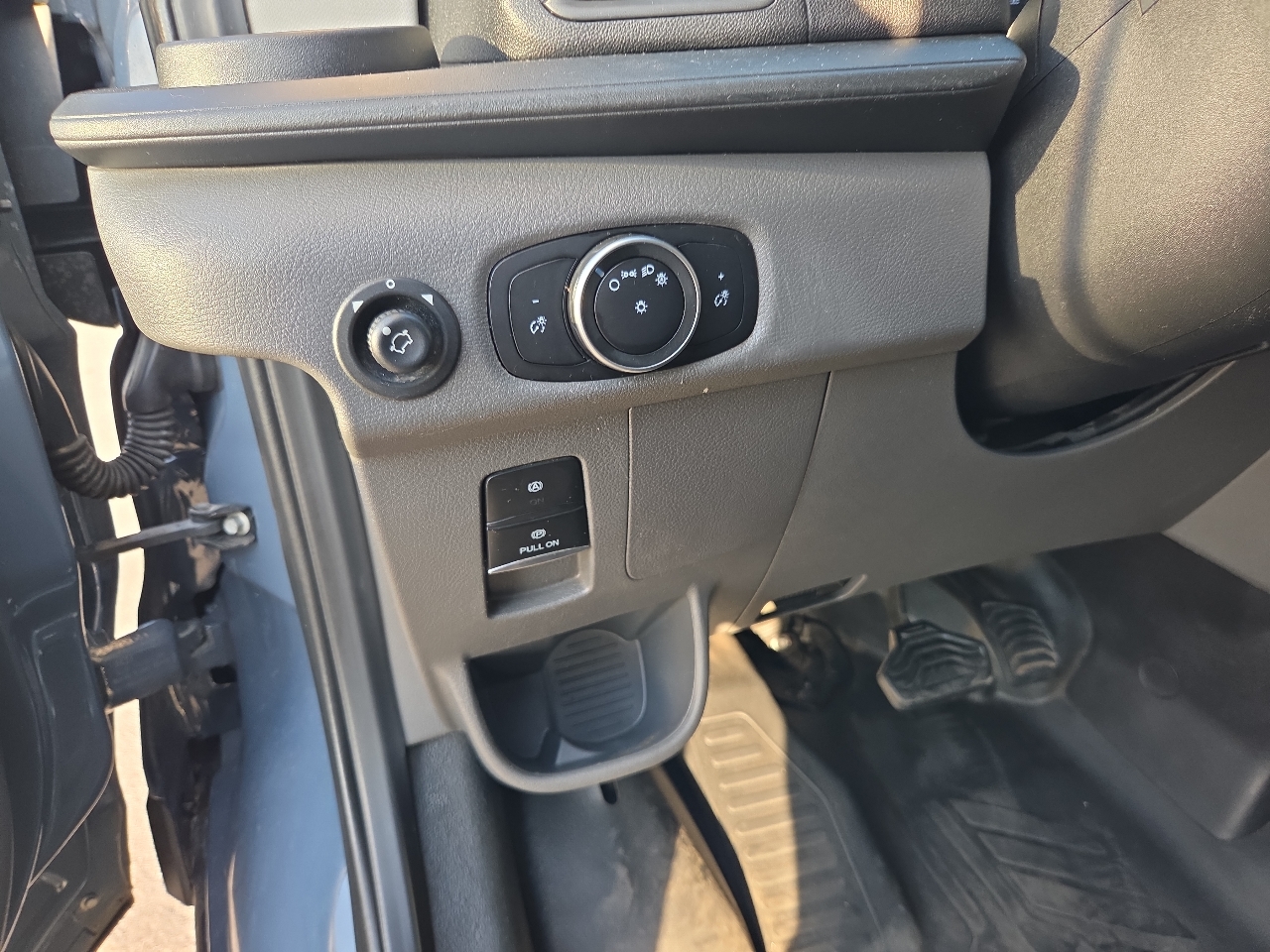 Ford Transit Cargo Van T-250 148" EL Hi Rf 9070 GVWR RWD 2021