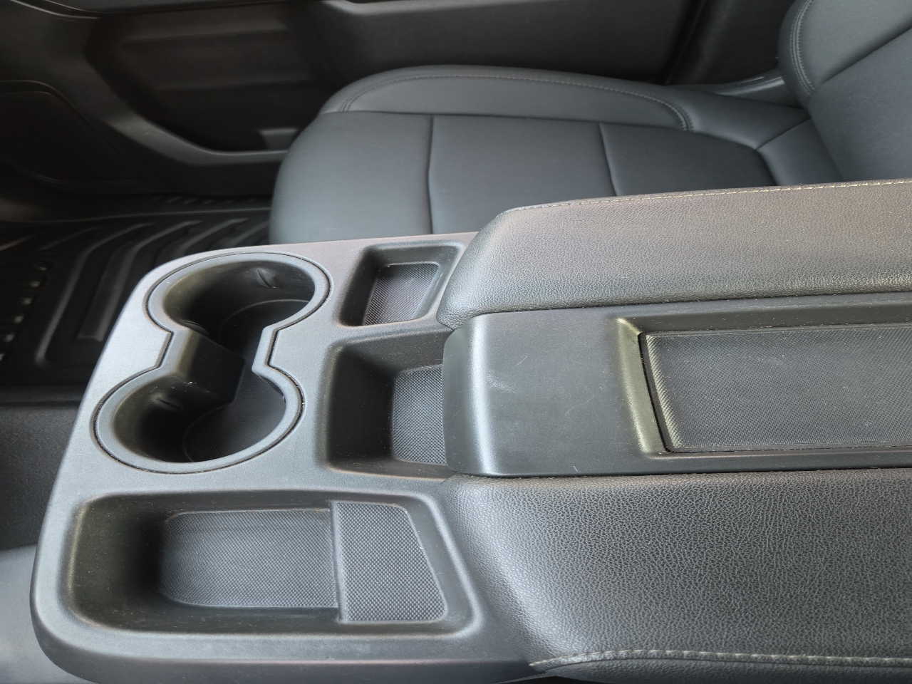 Chevrolet Silverado 1500 4WD Crew Cab 147" Work Truck 2020