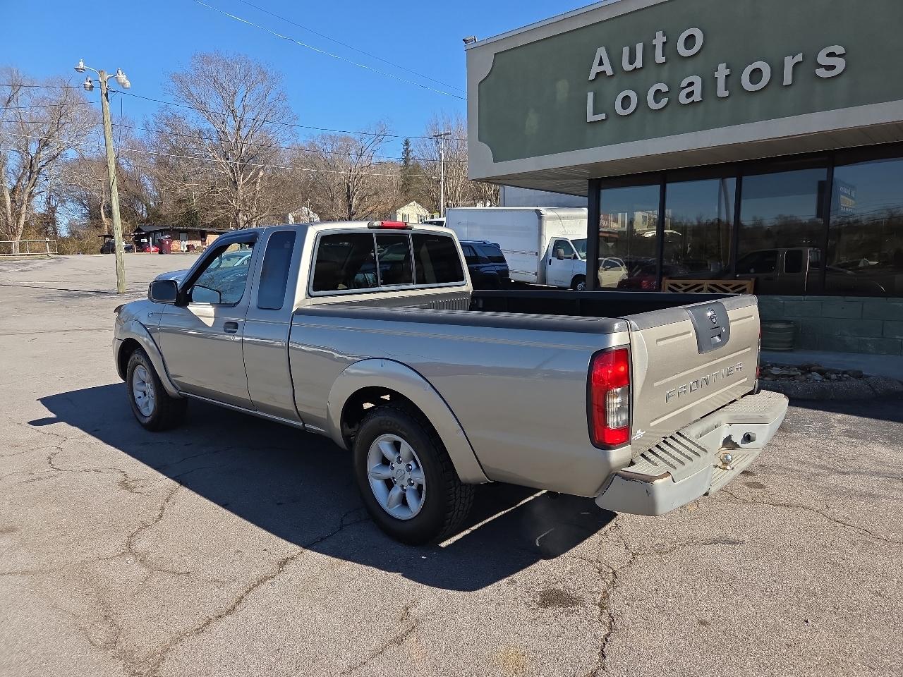 Nissan Frontier 2WD XE King Cab I4 Auto 2004