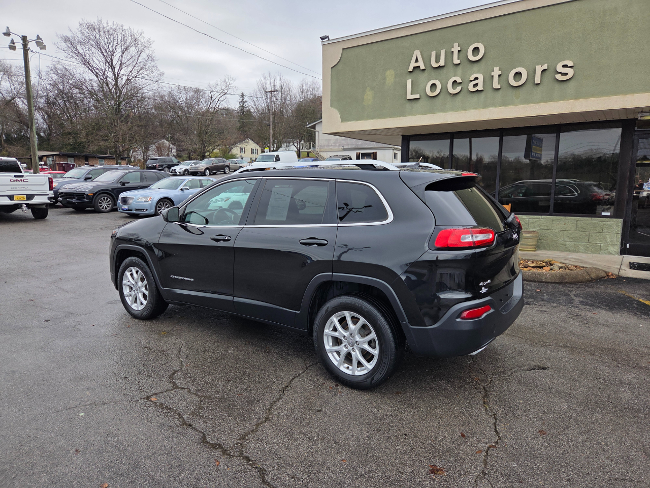 2015 Jeep Cherokee Latitude photo 3