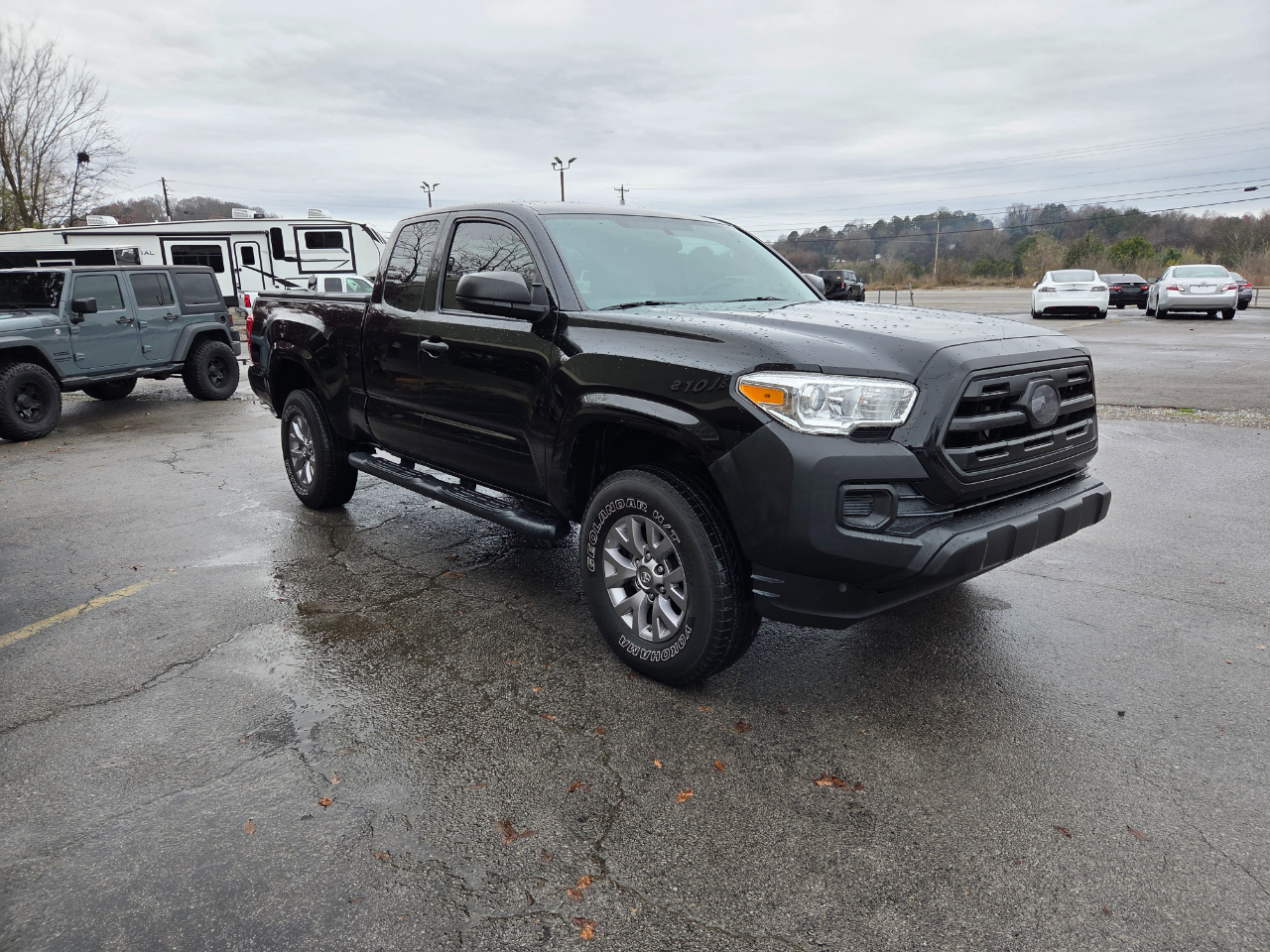 2016 Toyota Tacoma SR5 photo 3