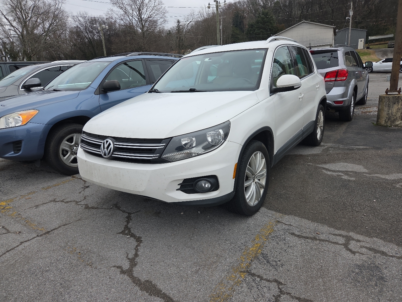 2014 Volkswagen Tiguan 2WD 4dr Auto R-Line