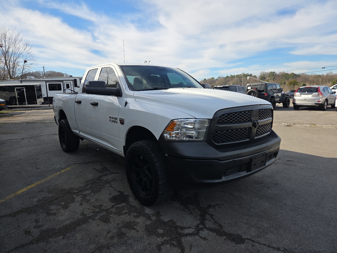 RAM 1500 4WD Quad Cab 140.5" Tradesman 2016
