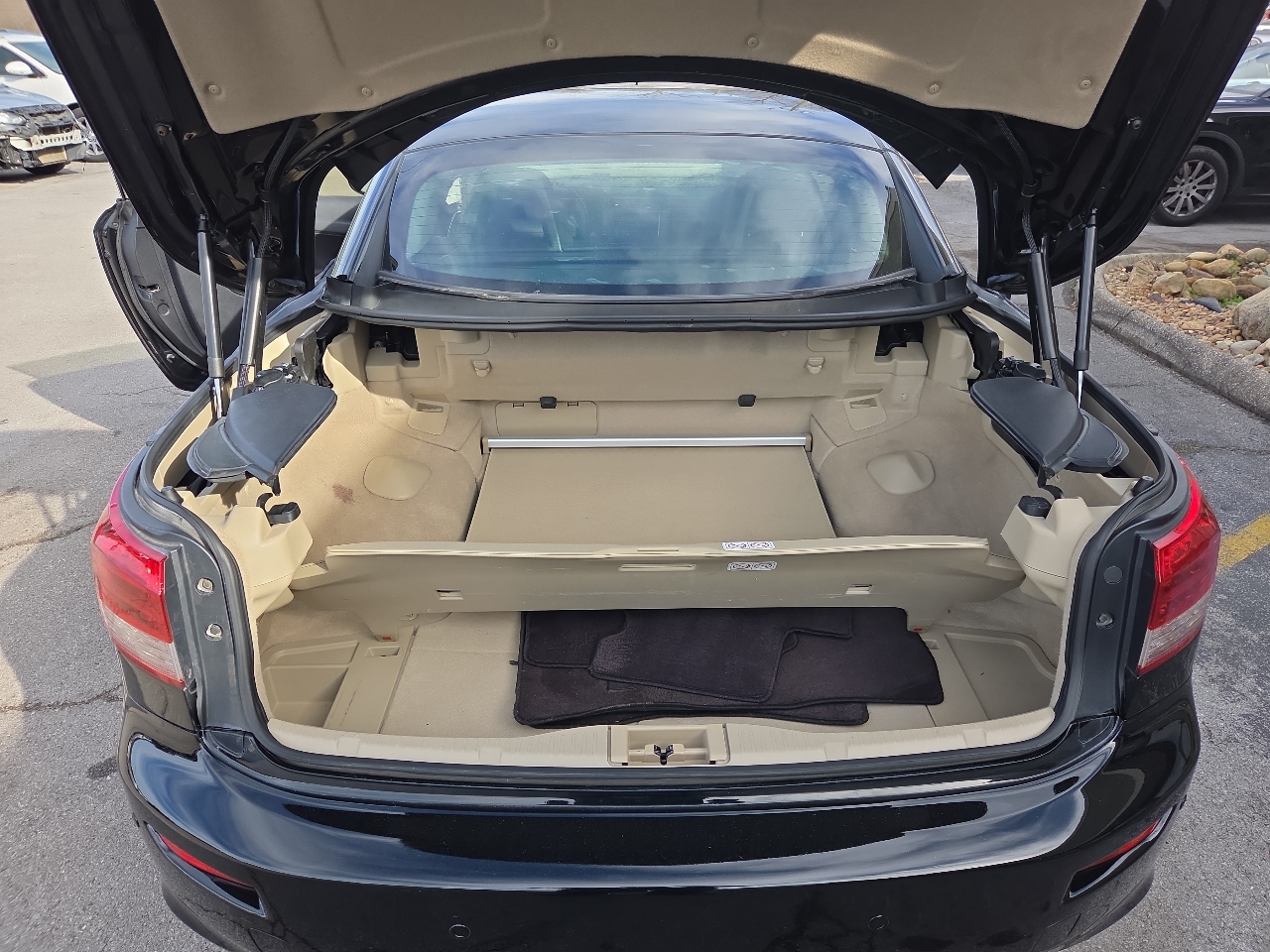 Lexus IS 250C 2dr Conv Auto 2011