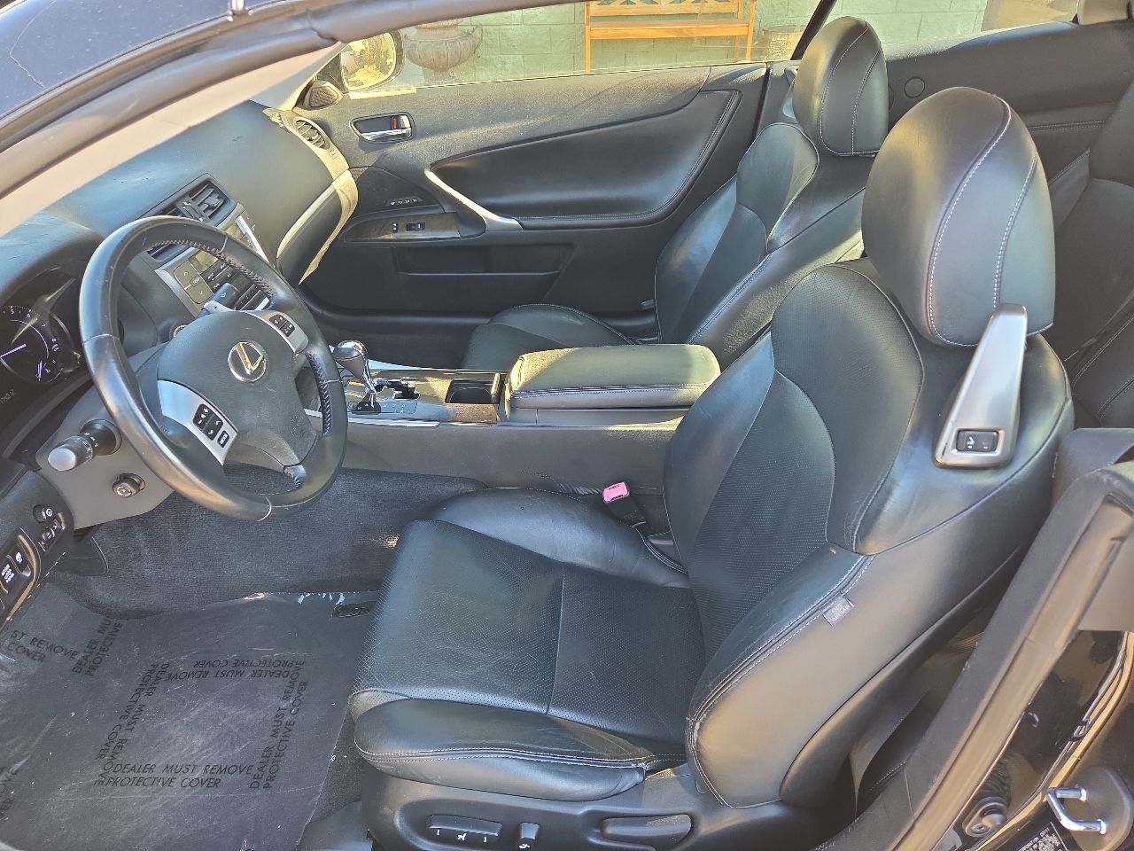 Lexus IS 250C 2dr Conv Auto 2011