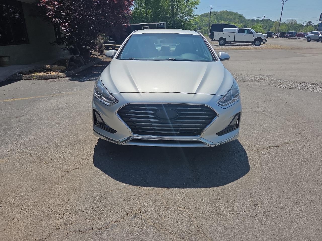 Hyundai Sonata SE 2.4L 2018