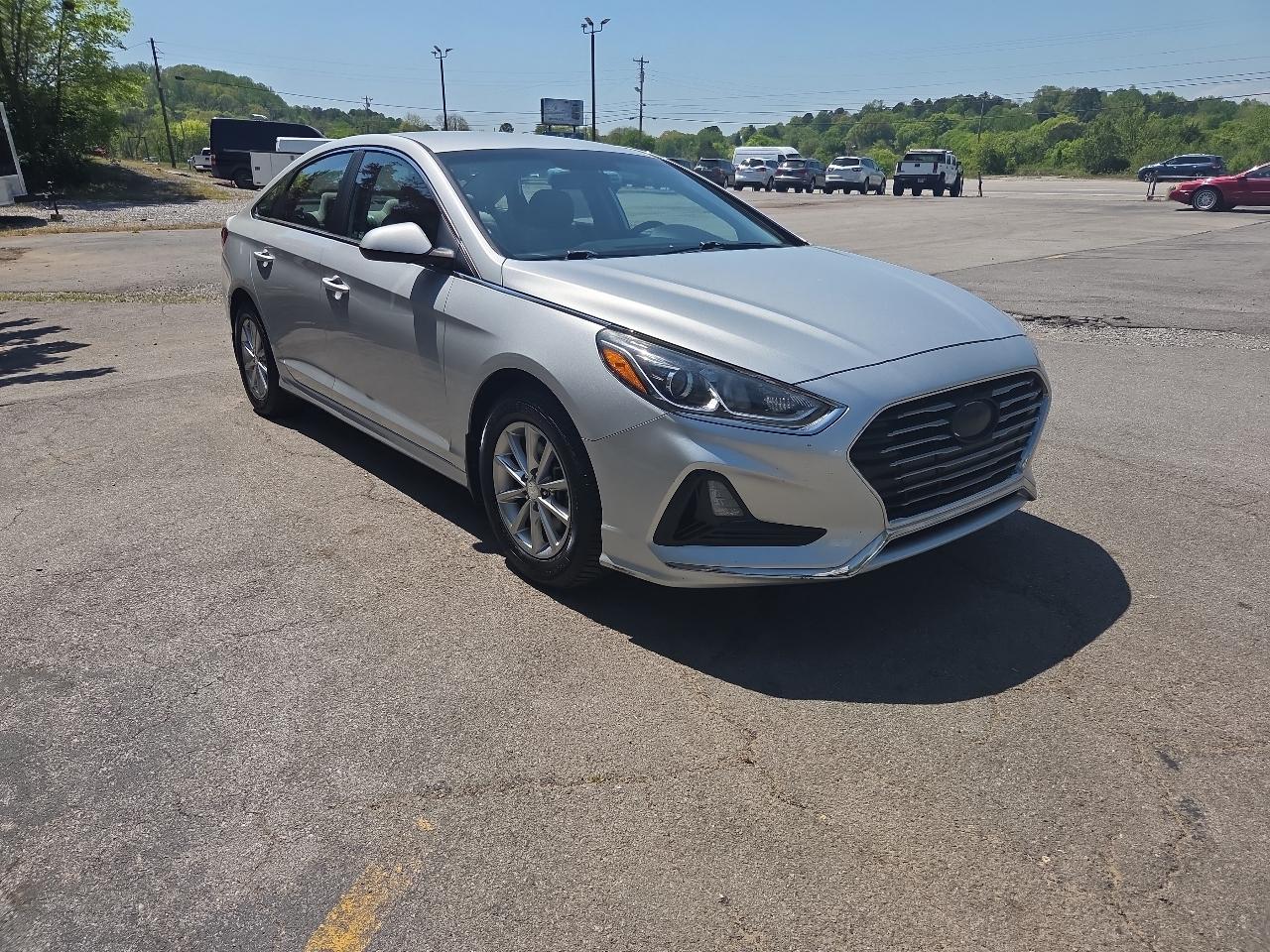 Hyundai Sonata SE 2.4L 2018