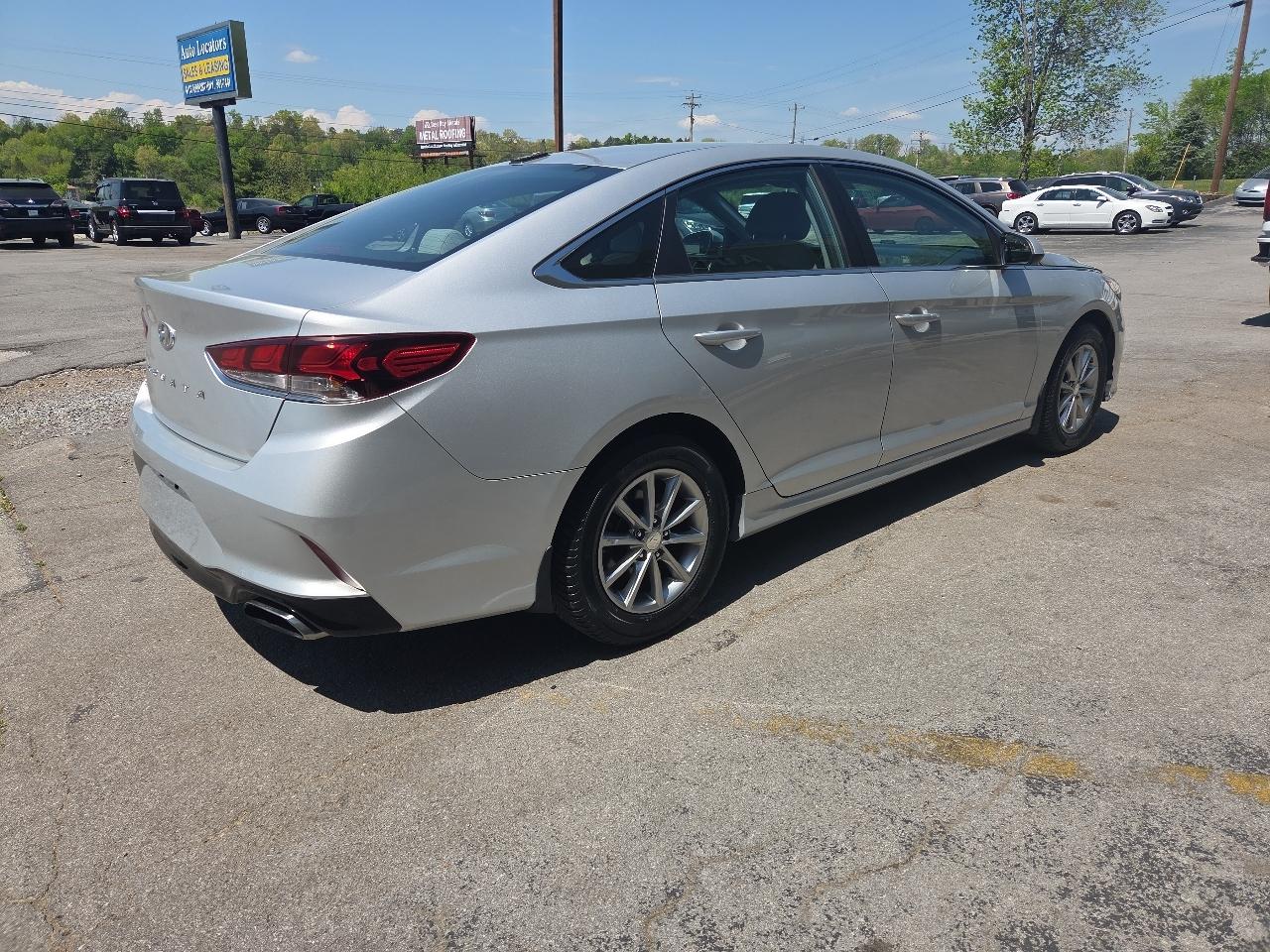 Hyundai Sonata SE 2.4L 2018