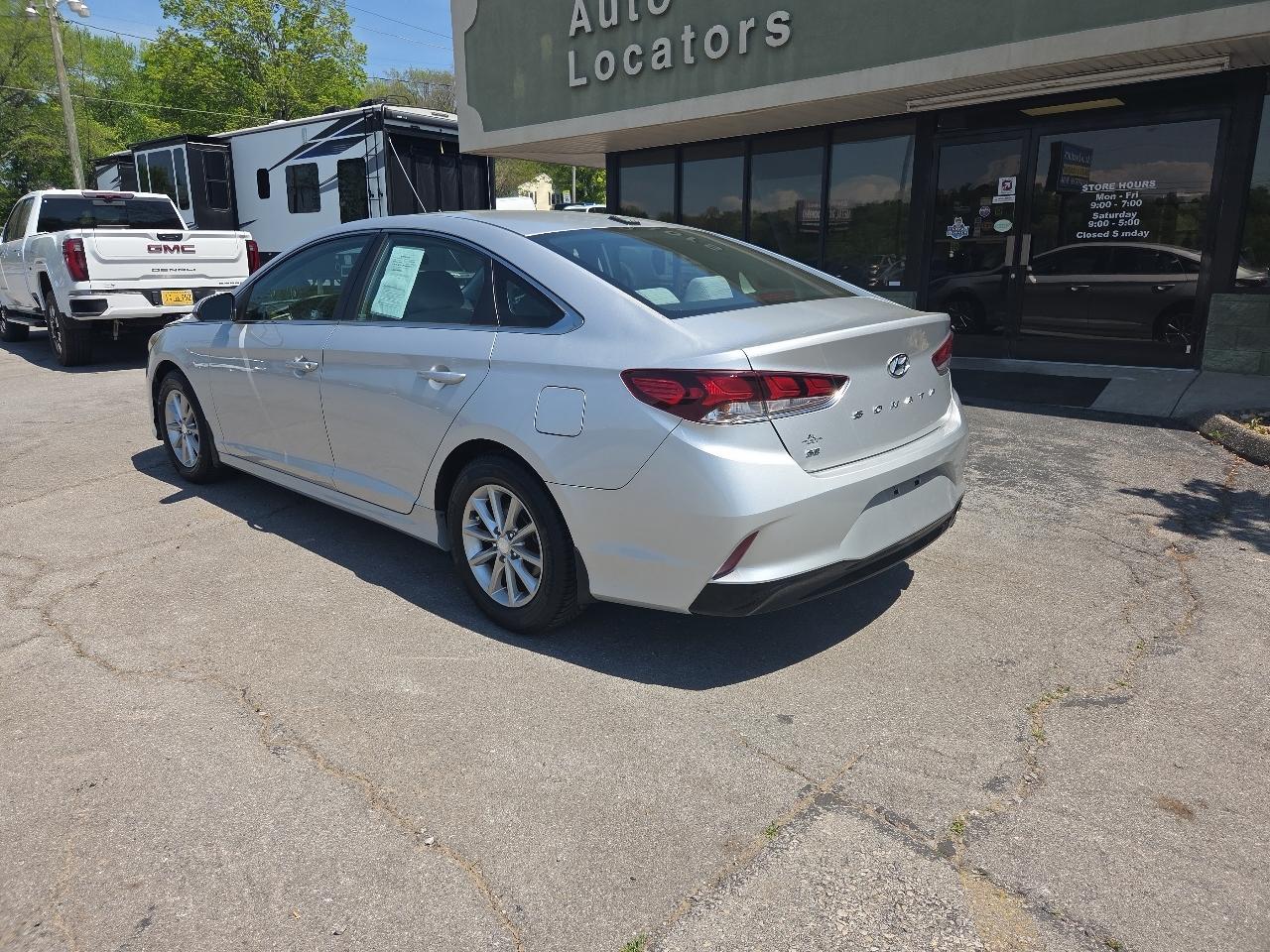Hyundai Sonata SE 2.4L 2018
