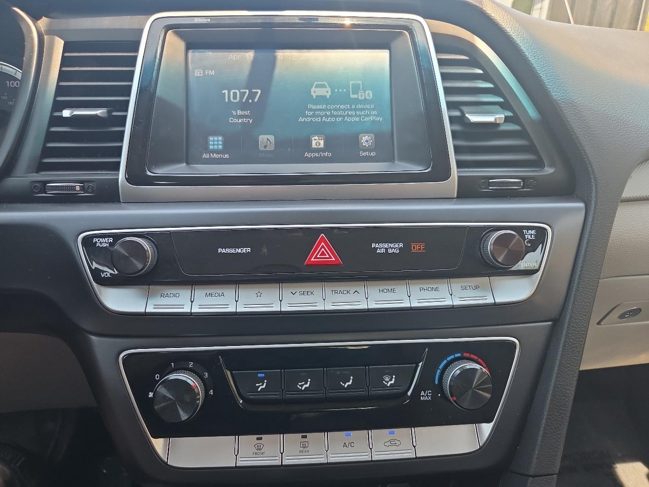 Hyundai Sonata SE 2.4L 2018