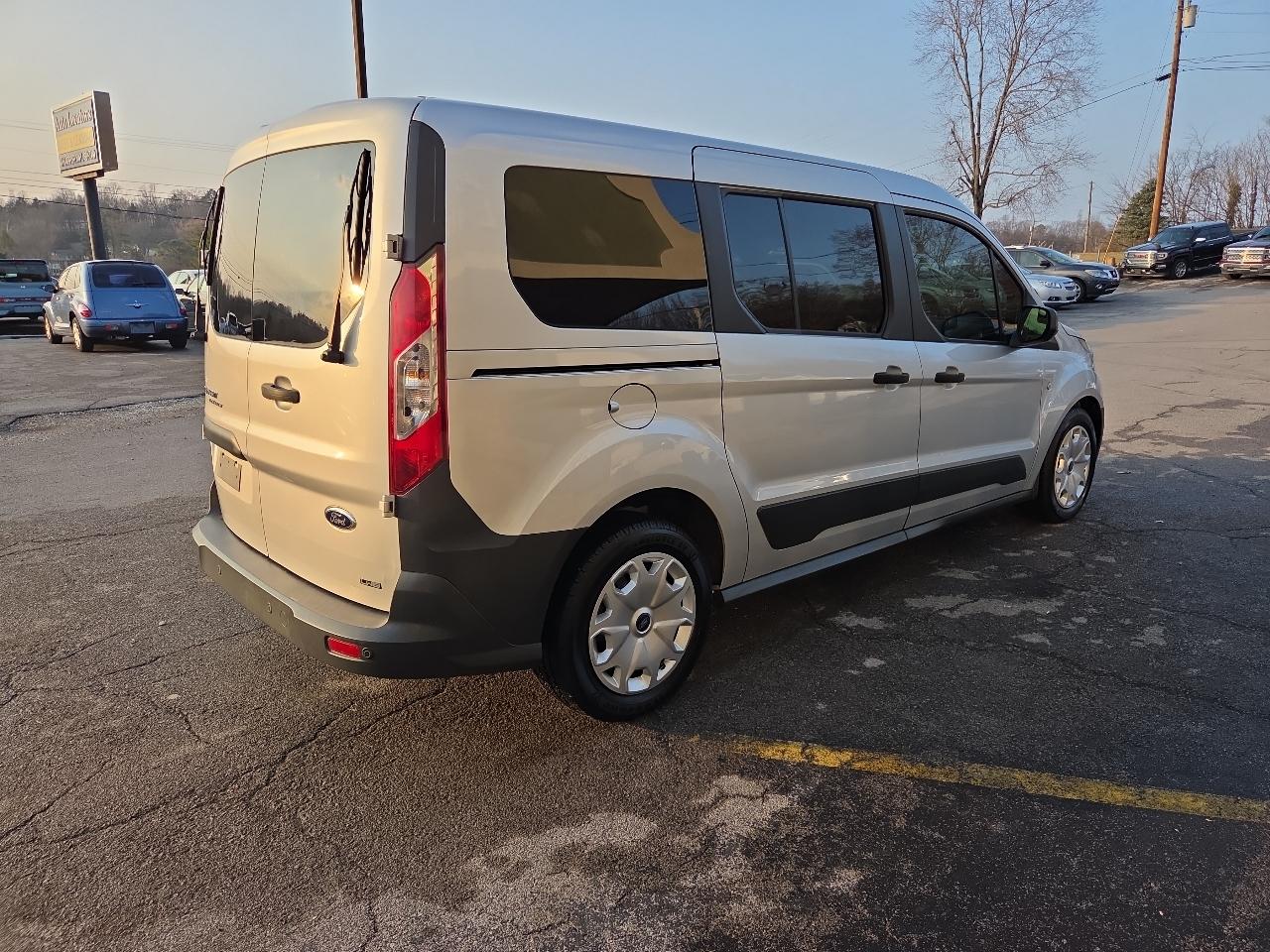 Ford Transit Connect Wagon 4dr Wgn LWB XL 2015