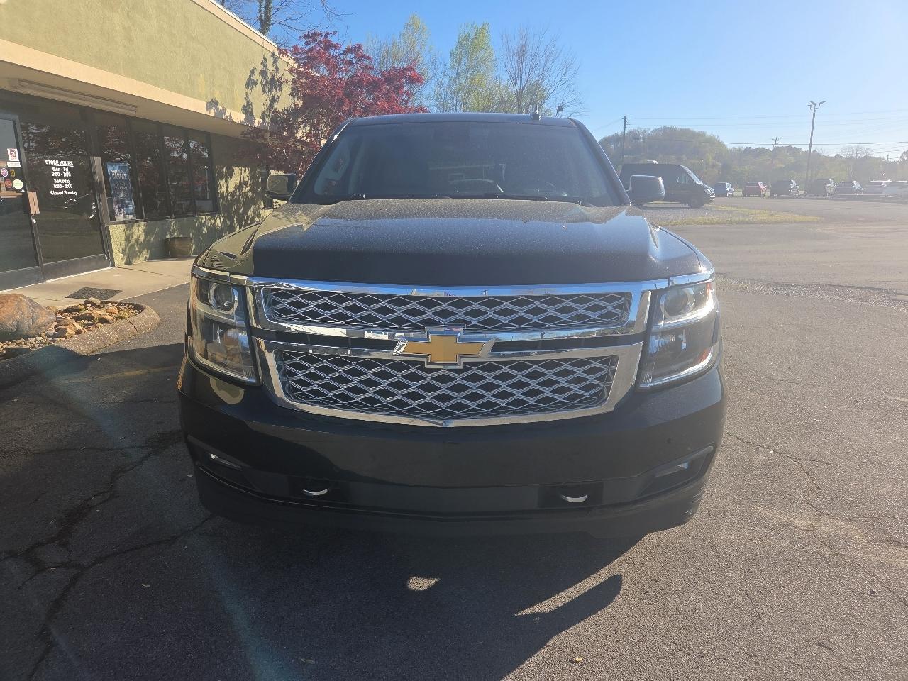 View vehicle photo 2