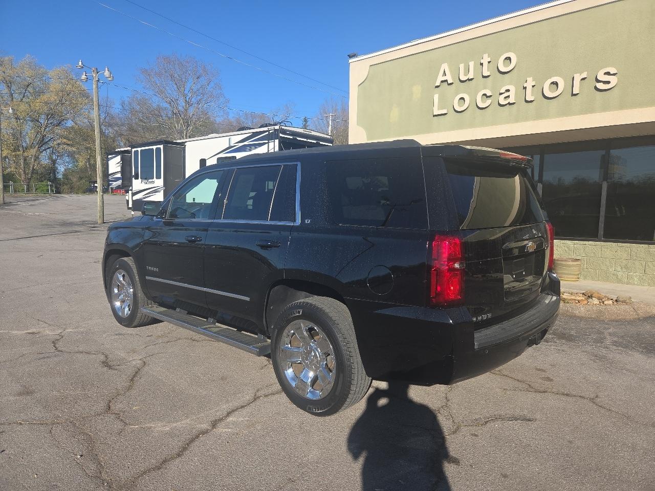 View vehicle photo 7