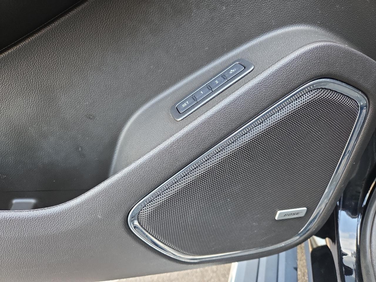 GMC Yukon 4WD 4dr Denali 2017