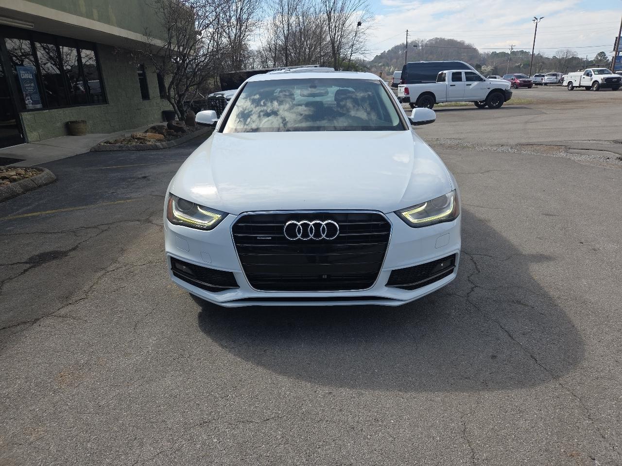 Audi A4 4dr Sdn Auto quattro 2.0T Premium 2014