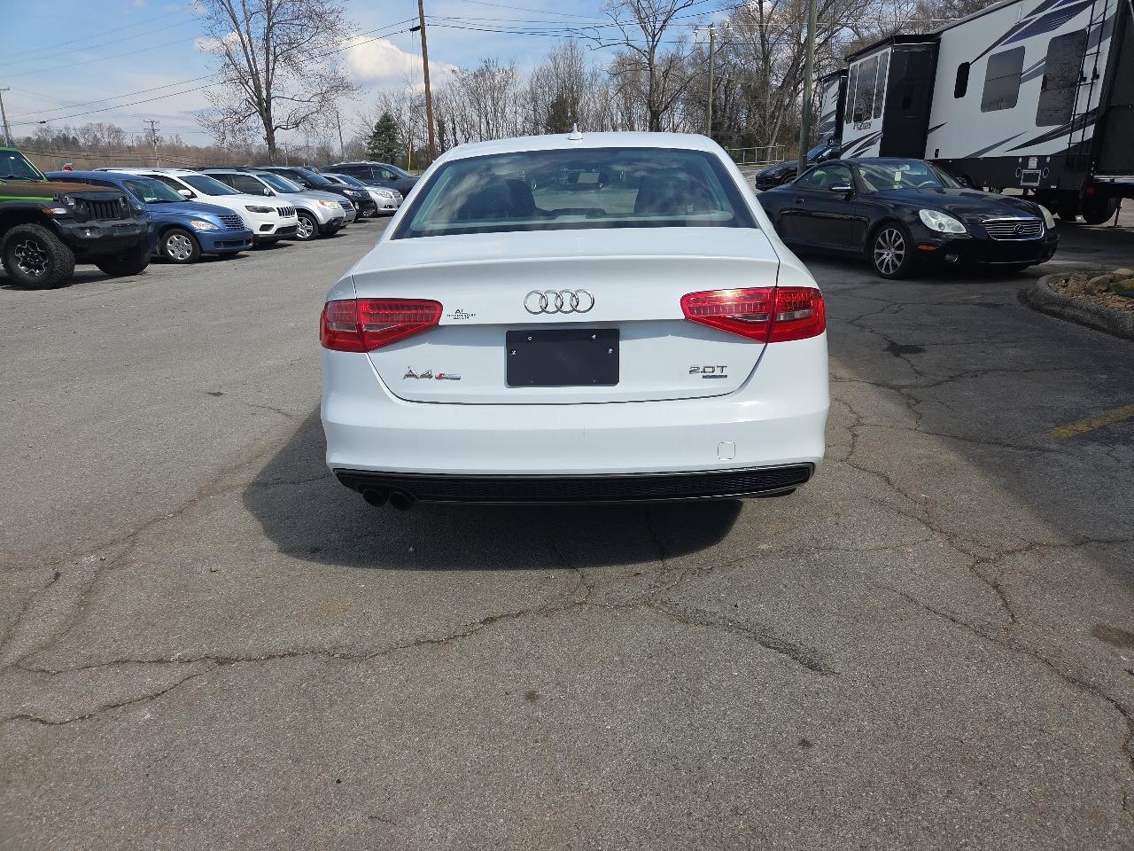 Audi A4 4dr Sdn Auto quattro 2.0T Premium 2014