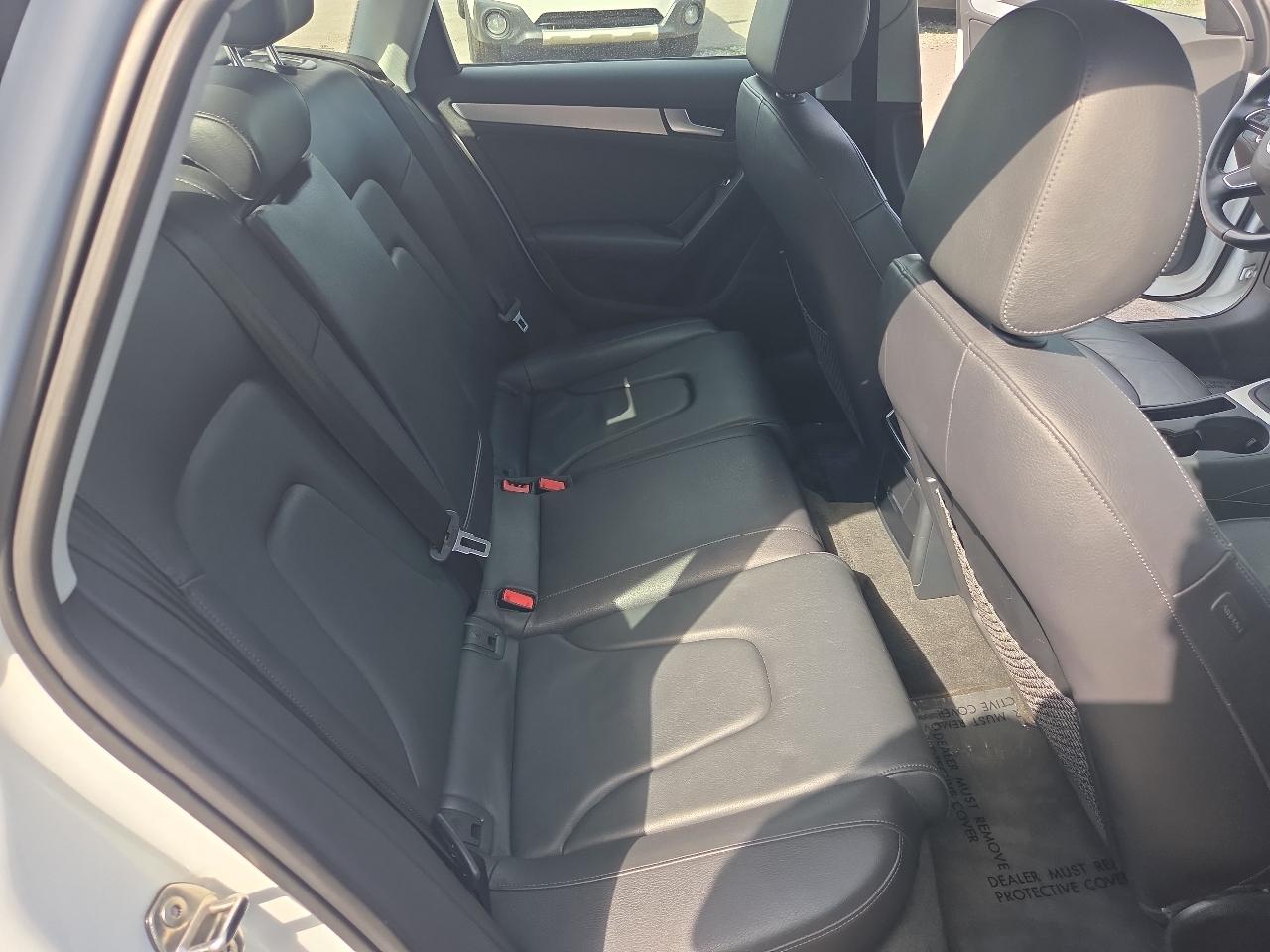 Audi A4 4dr Sdn Auto quattro 2.0T Premium 2014