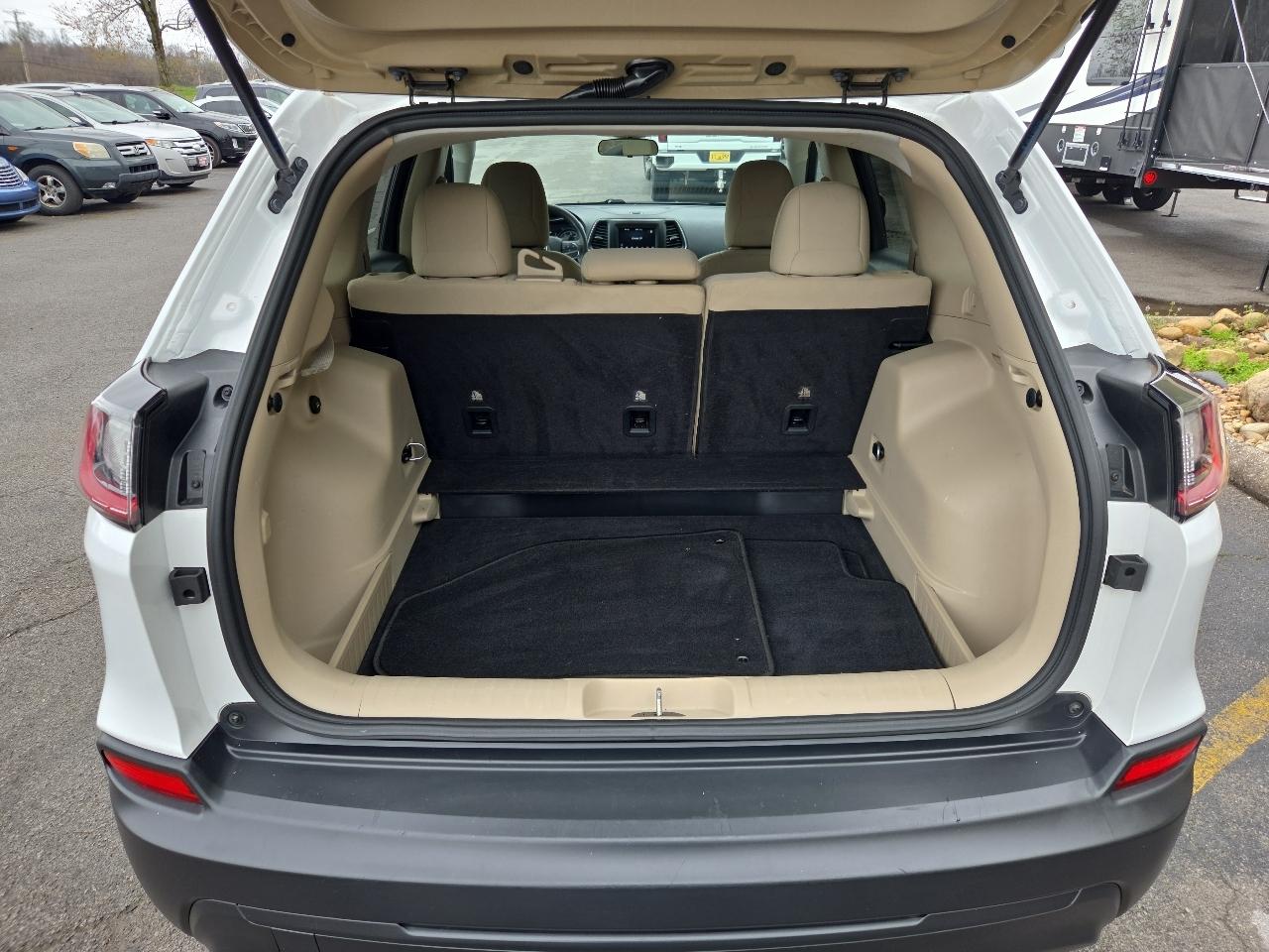 Jeep Cherokee Latitude FWD 2020