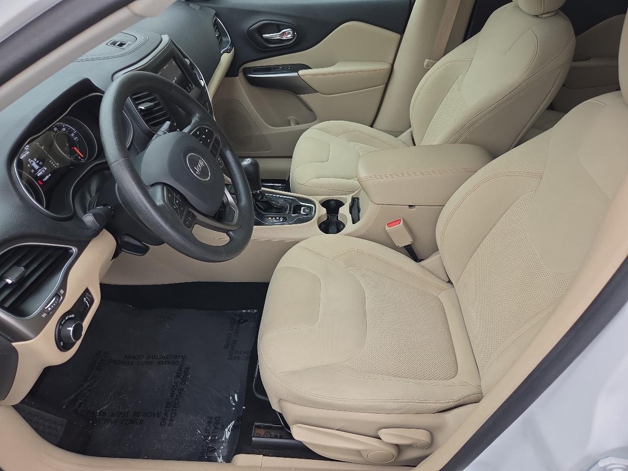 Jeep Cherokee Latitude FWD 2020