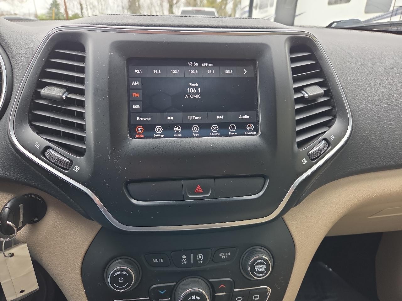 Jeep Cherokee Latitude FWD 2020