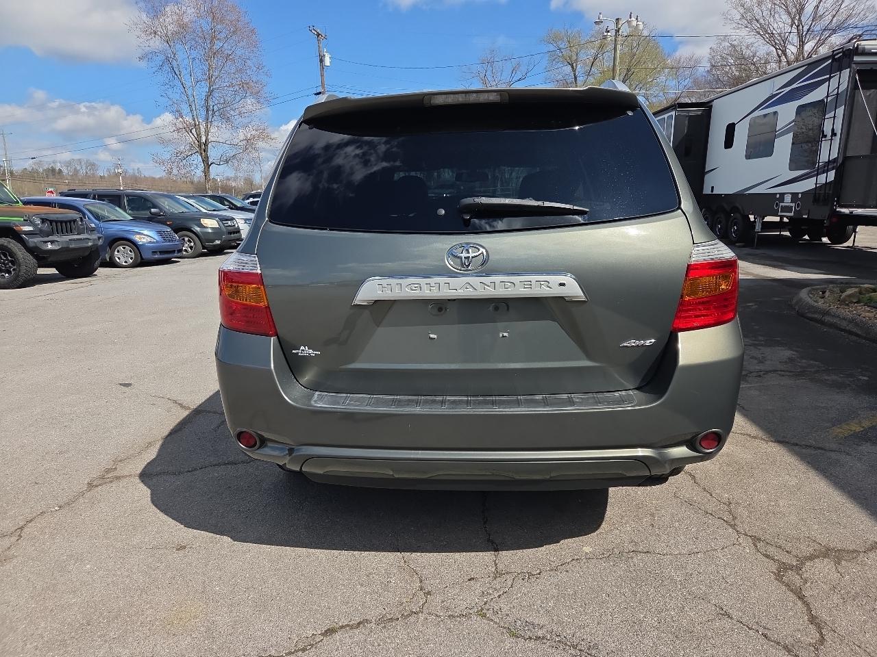 Toyota Highlander 4WD 4dr V6 Limited (Natl) 2010