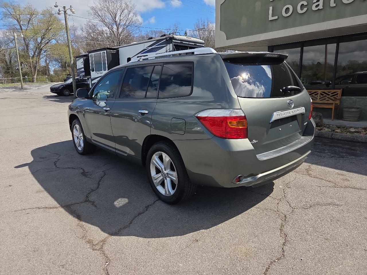 Toyota Highlander 4WD 4dr V6 Limited (Natl) 2010