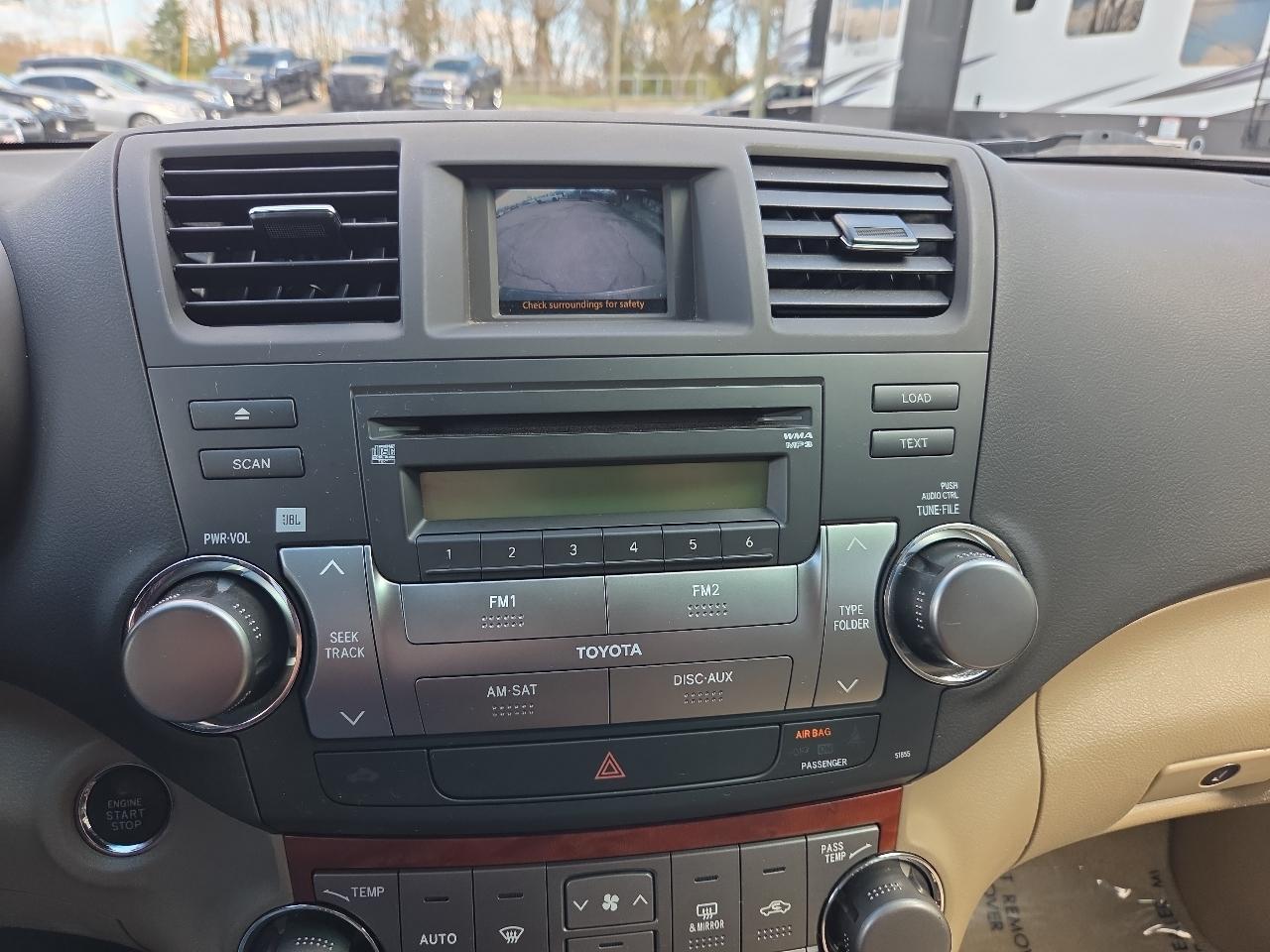 Toyota Highlander 4WD 4dr V6 Limited (Natl) 2010