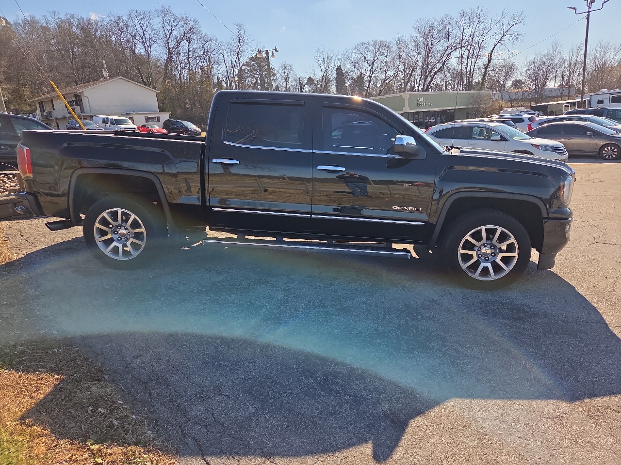 GMC Sierra 1500 4WD Crew Cab 143.5" Denali 2017