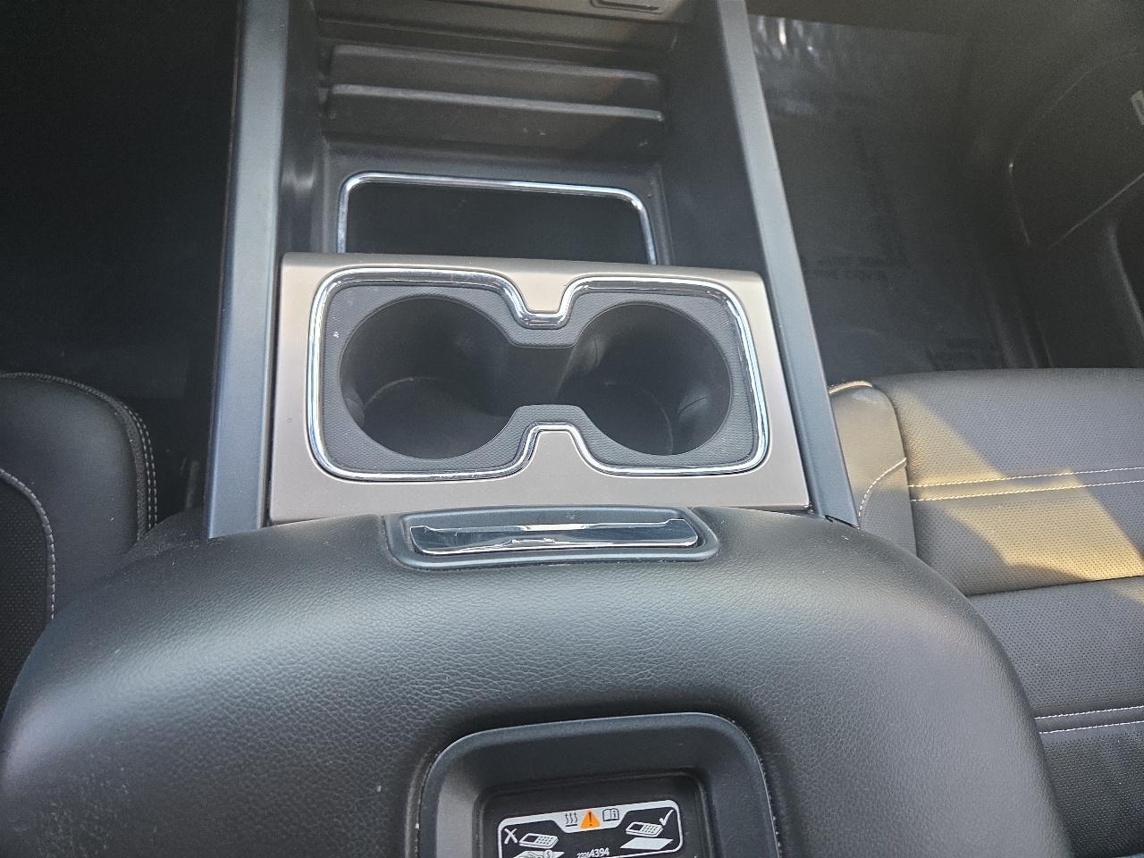 GMC Sierra 1500 4WD Crew Cab 143.5" Denali 2017