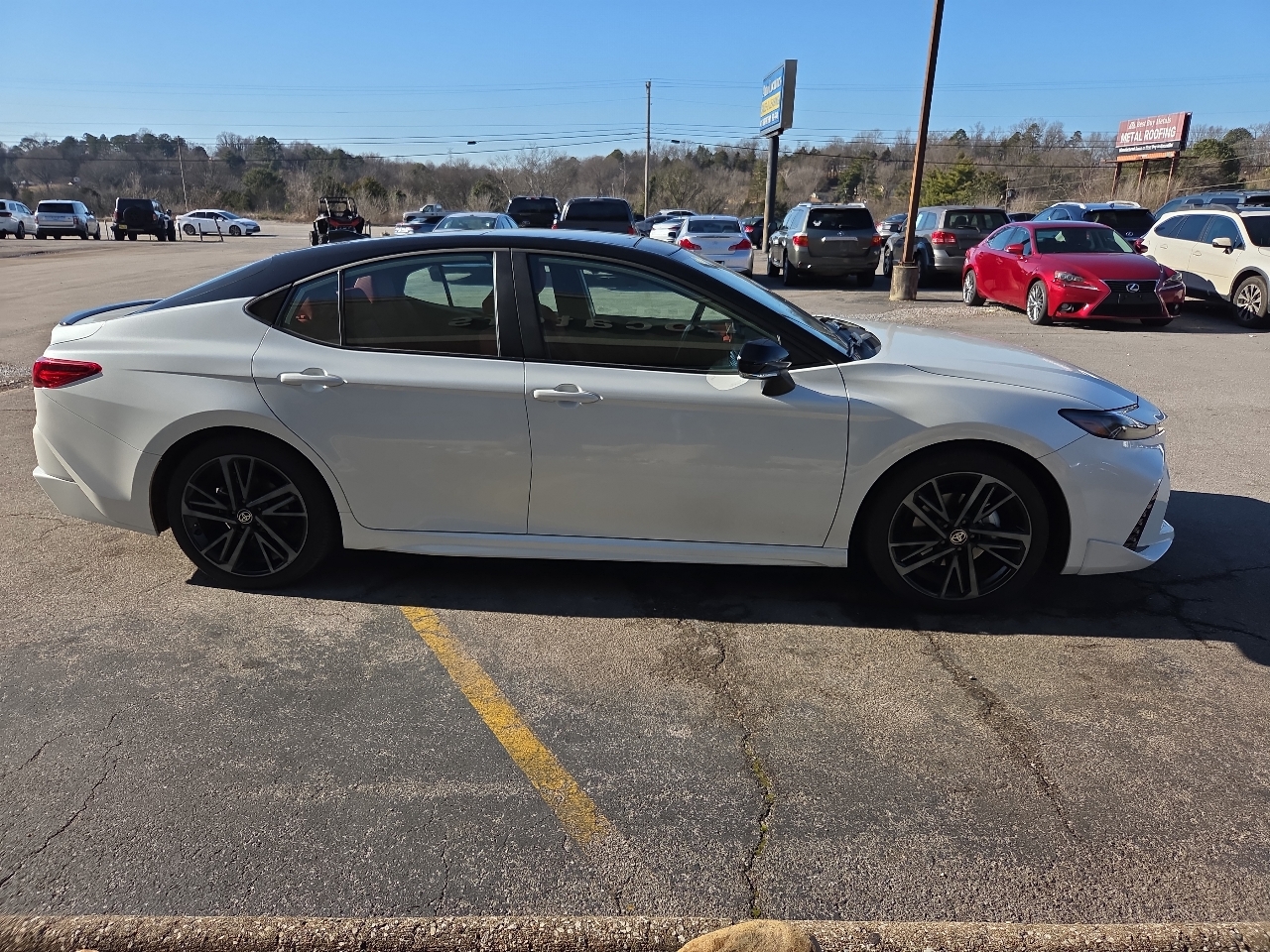 Toyota Camry Nightshade (Natl) 2026