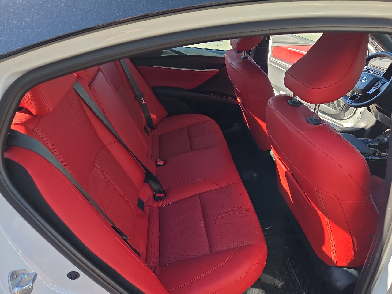 Toyota Camry Nightshade (Natl) 2026