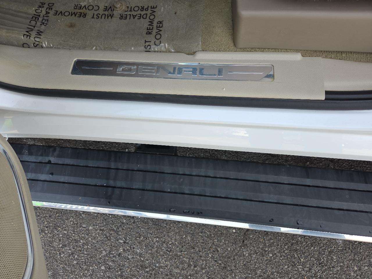 GMC Yukon 4WD 4dr Denali 2018