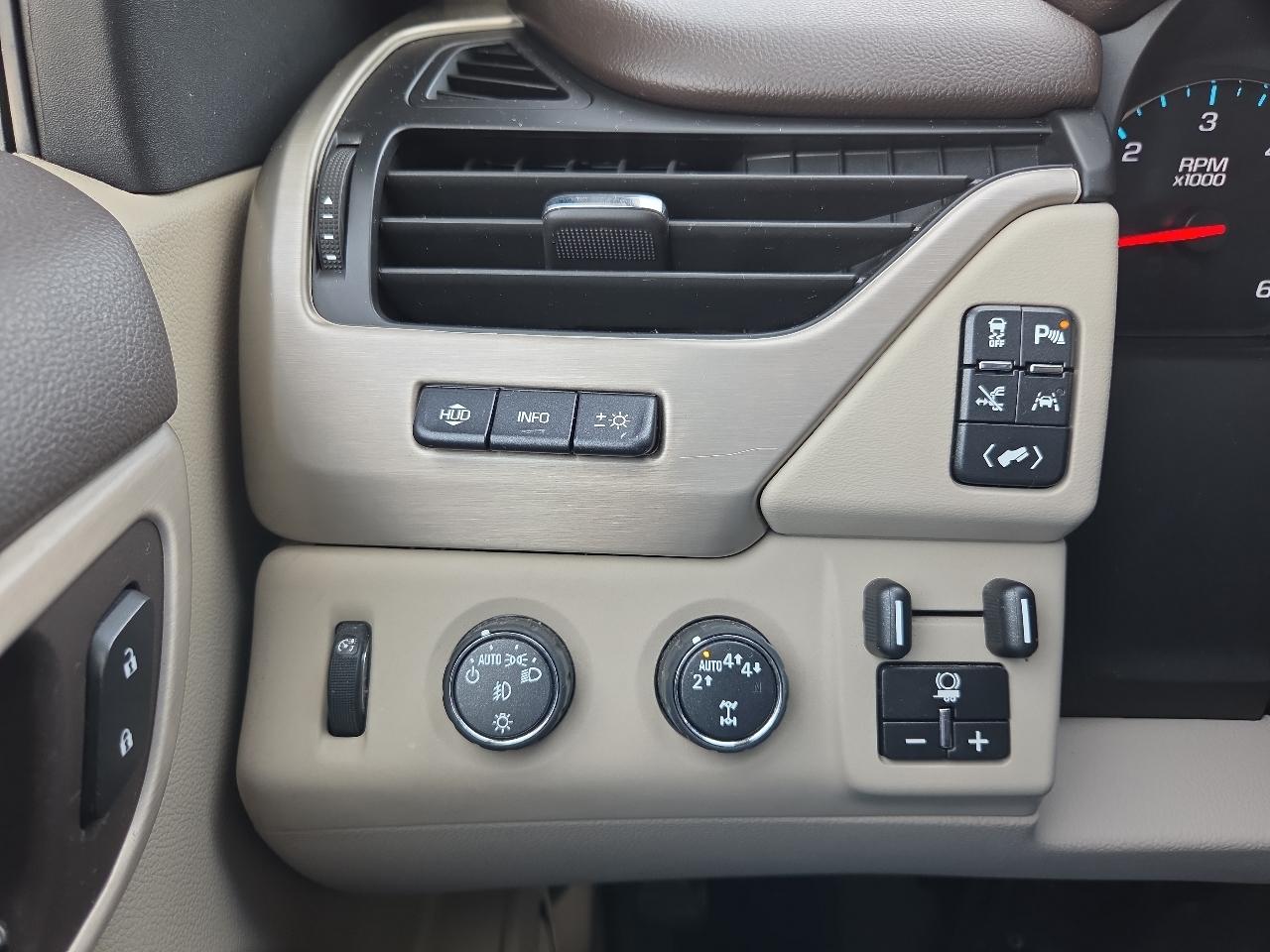 GMC Yukon 4WD 4dr Denali 2018