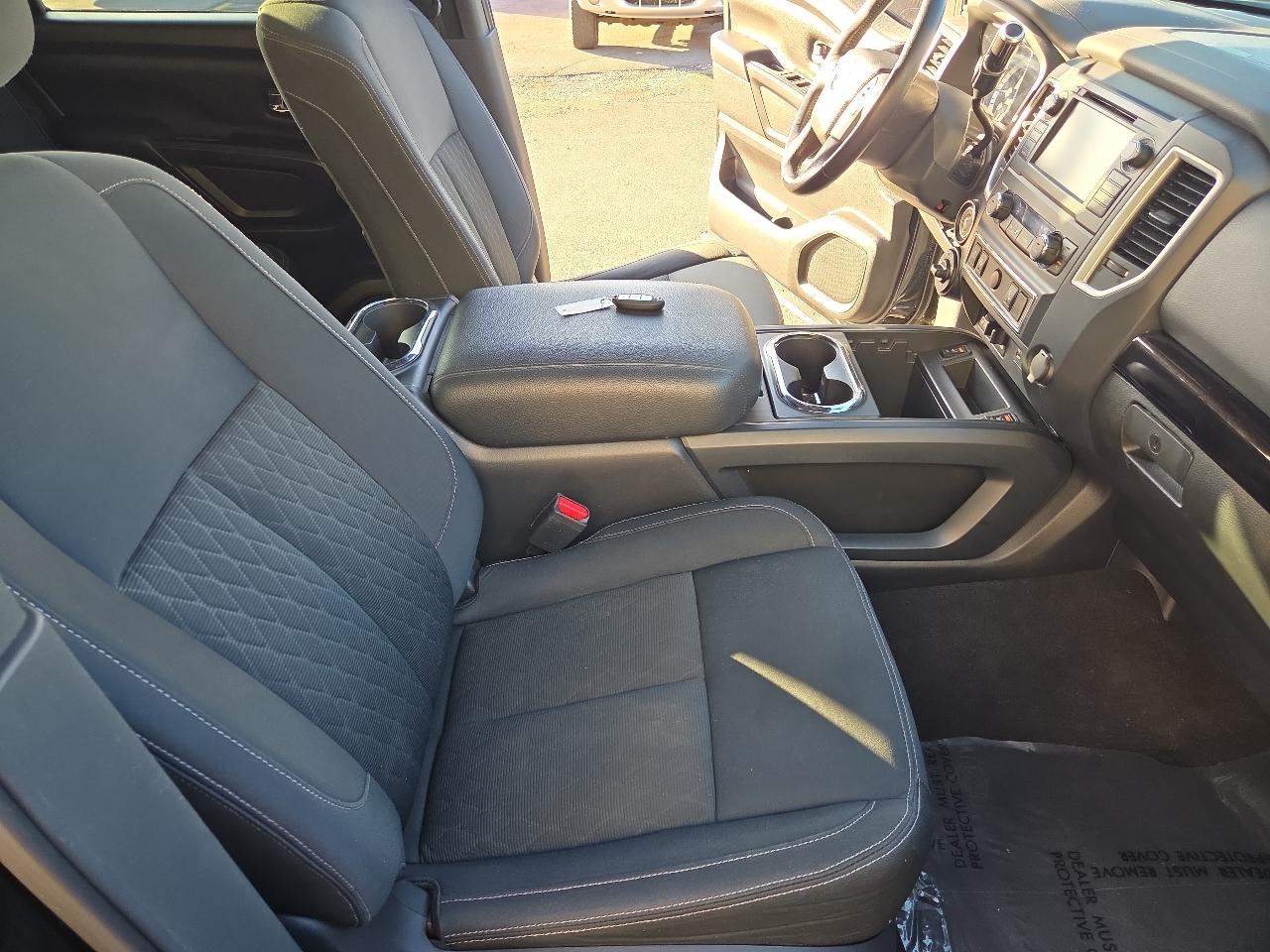 Nissan Titan XD 4x4 Diesel Crew Cab SV 2019