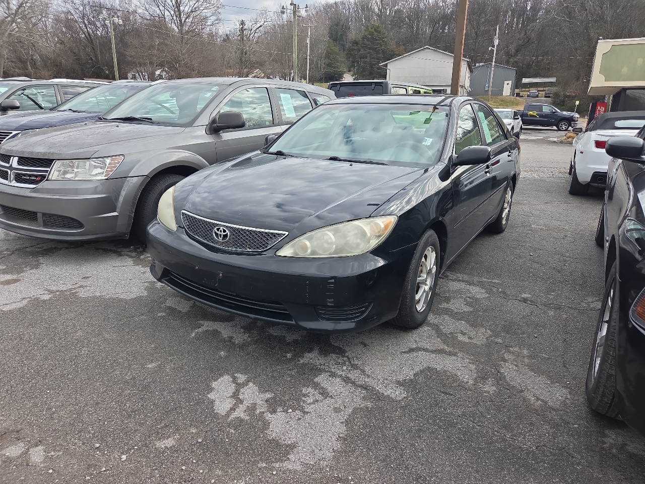 Toyota Camry 4dr Sdn XLE Auto (Natl) 2005